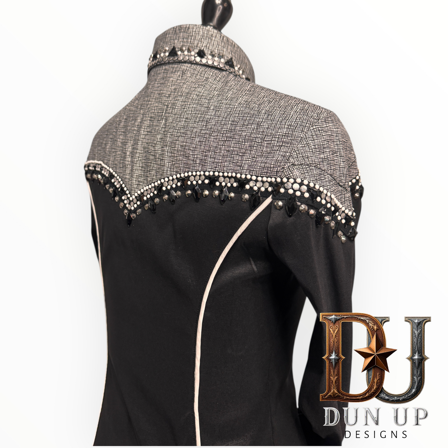 Black and white all day shirt