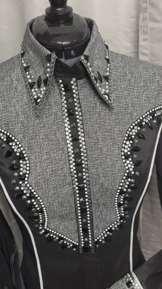 Black and white all day shirt